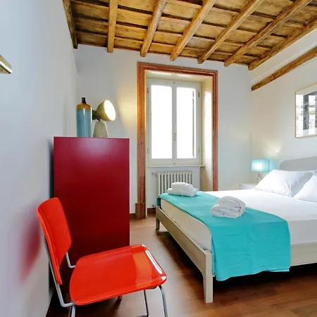Ych-farnese Charme Appartement *
