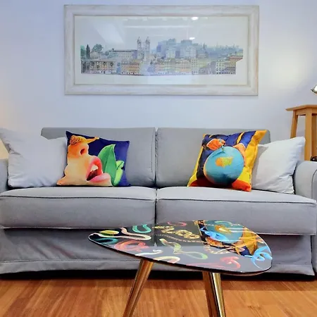 Ych-farnese Charme * Rome