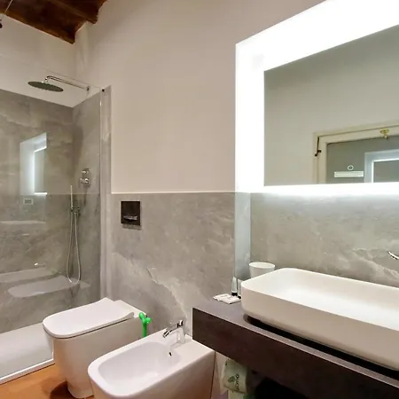 Ych-farnese Charme *