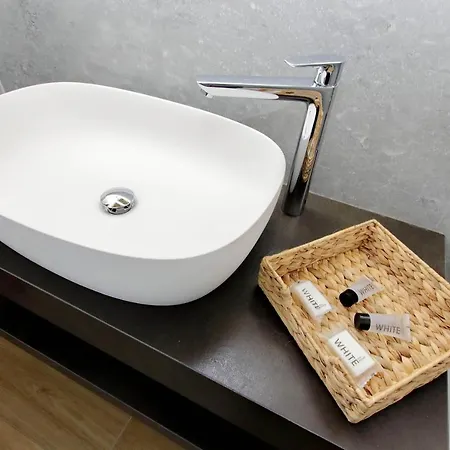 Ych-farnese Charme *