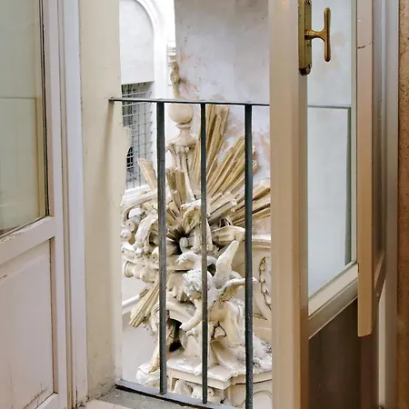 Apartment Ych-farnese Charme